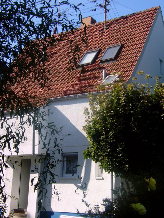 Gaestezimmer Fuchs Apartment Neuhausen auf den Fildern Exterior foto